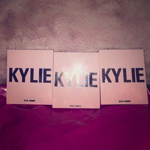 Kylie Cosmetics Kylighters